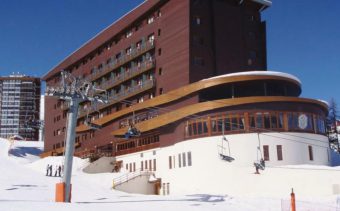 Hotel Terra Nova, La Plagne, External